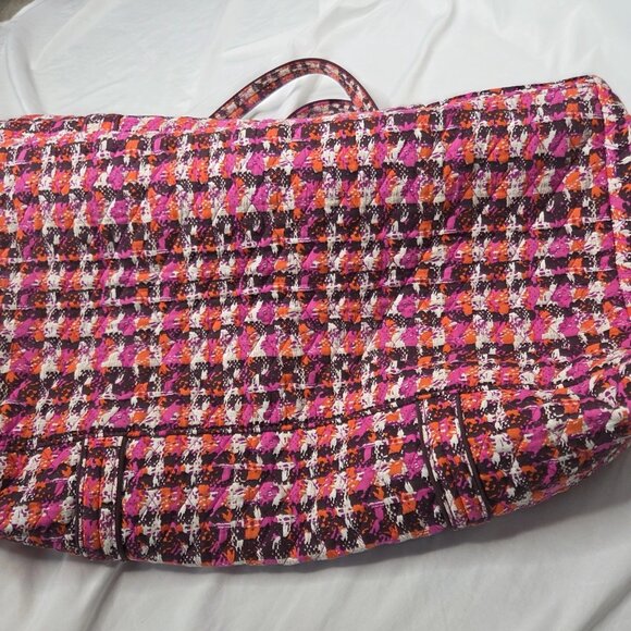 Vera Bradley Large Houndstooth Quilted Tweed Duffle Bag - Picture 13 of 13
